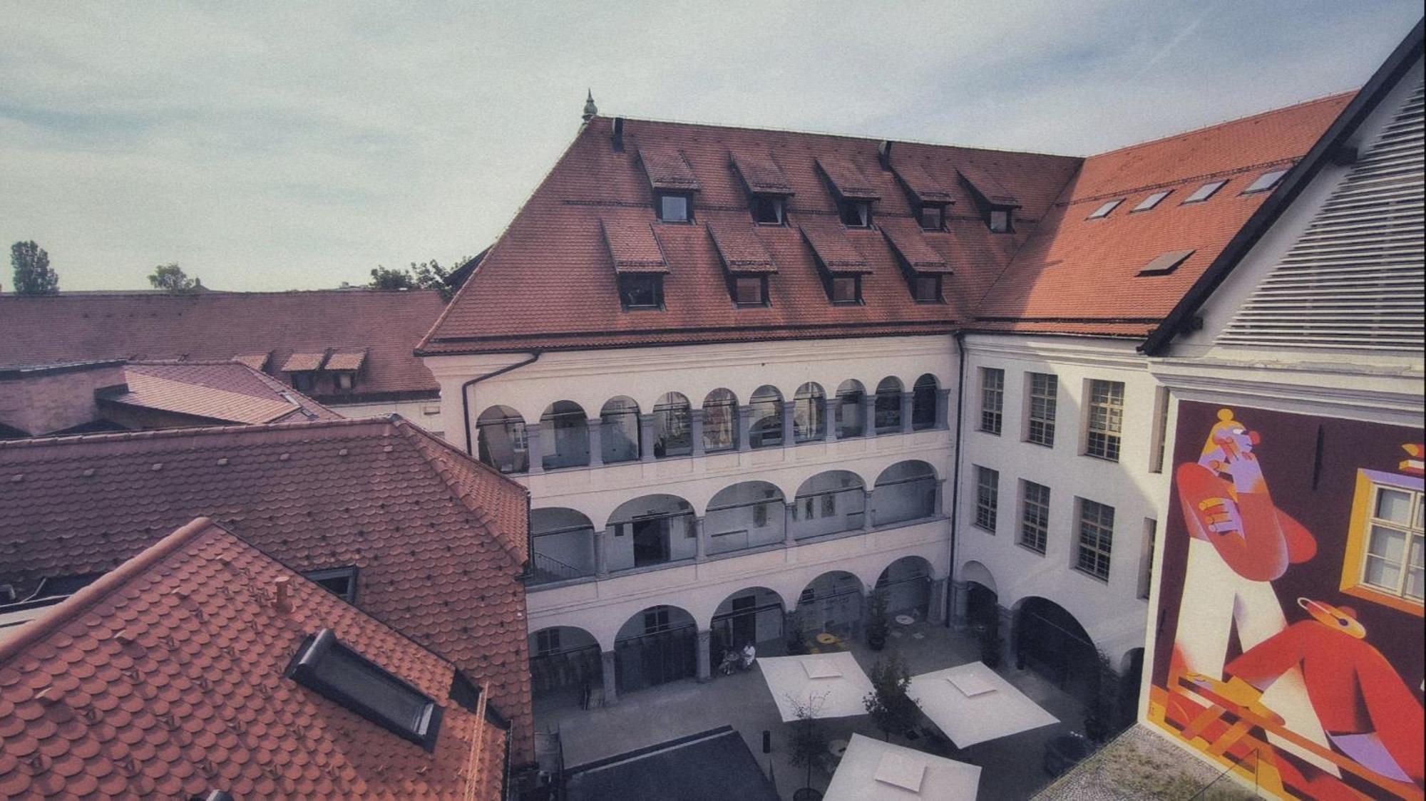 Penthouse View In Town Apartment Ljubljana Exterior photo